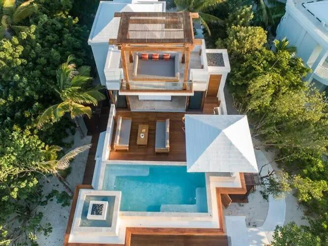 Luxurious Beachfront 2 Bedroom Villa On Smith'S Reef Turtle Cove