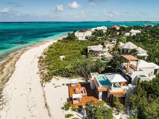 Luxurious Beachfront 2 Bedroom Villa On Smith'S Reef Turtle Cove 0*,